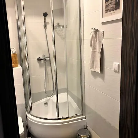 شقة Apartament Love Gory Centrum كارباش